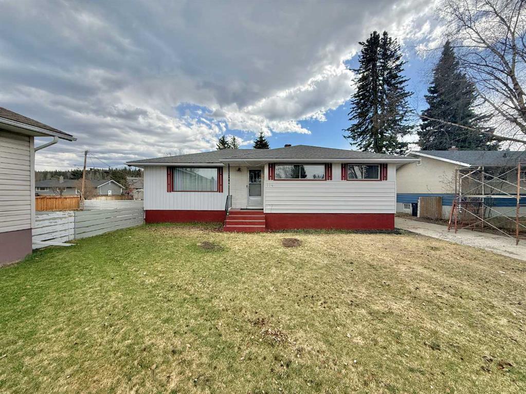 Picture of 114 Willow Drive , Hinton Real Estate Listing