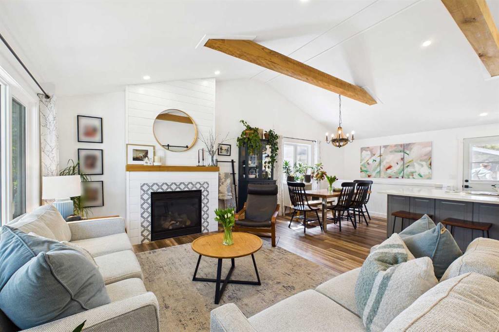 Picture of 24 Henefer Road SW, Calgary Real Estate Listing