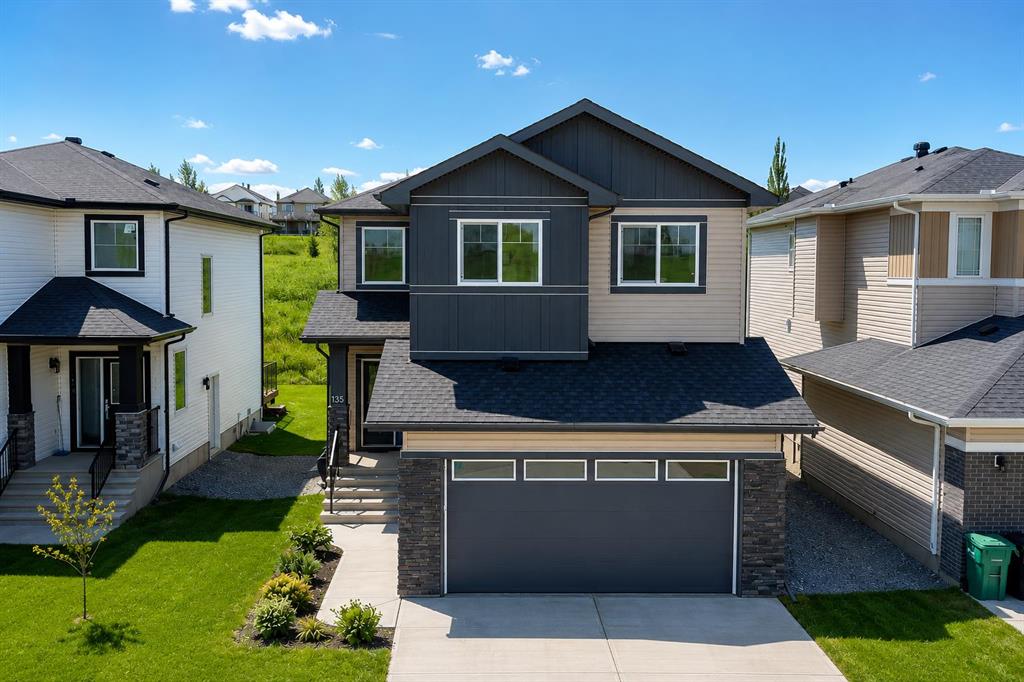 Picture of 164 Lakewood Circle , Strathmore Real Estate Listing