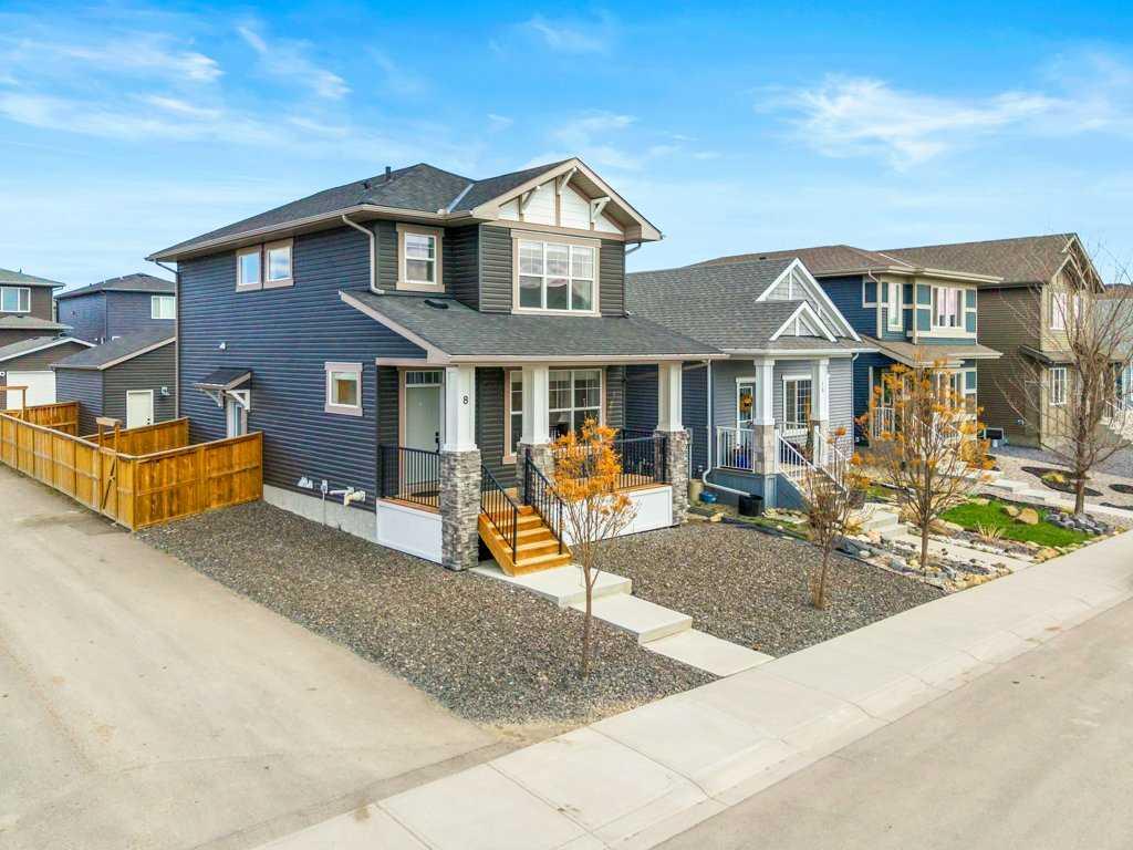 Picture of 8 Bergamot Street , Okotoks Real Estate Listing