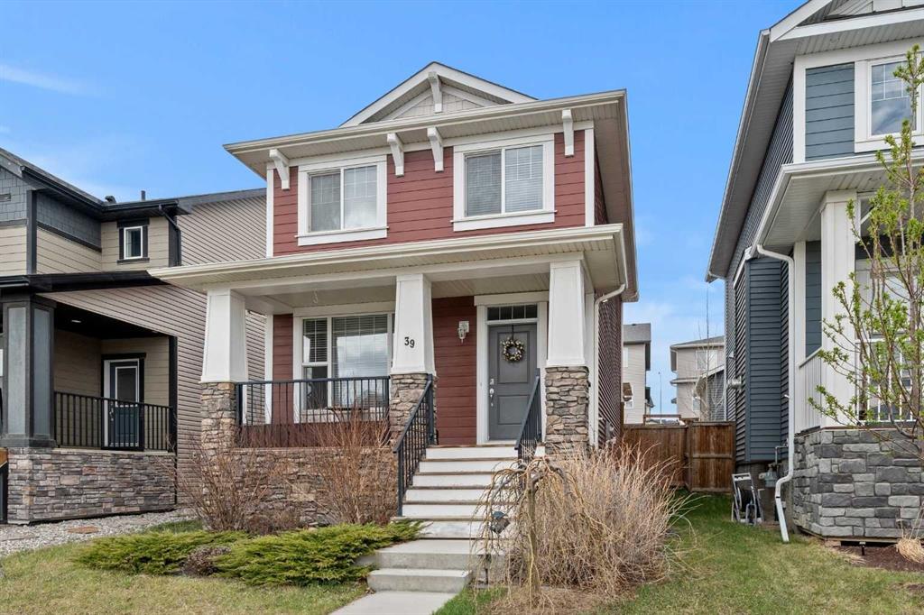 Picture of 39 Heritage Boulevard , Cochrane Real Estate Listing