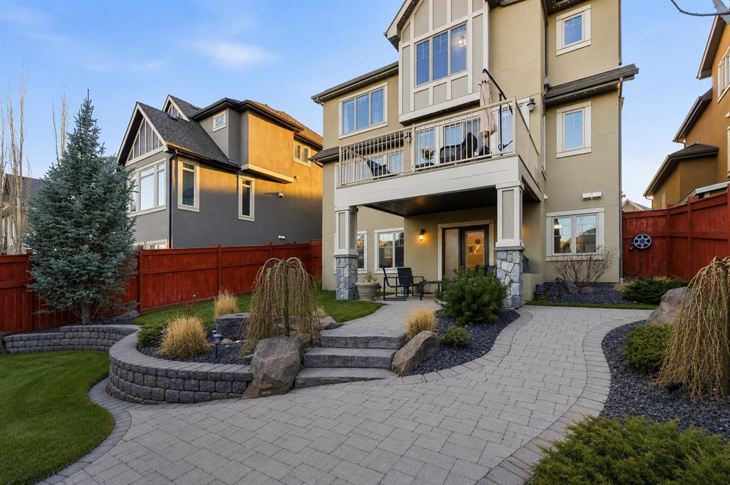 Picture of 52 Aspen Summit Drive SW, Calgary Real Estate Listing