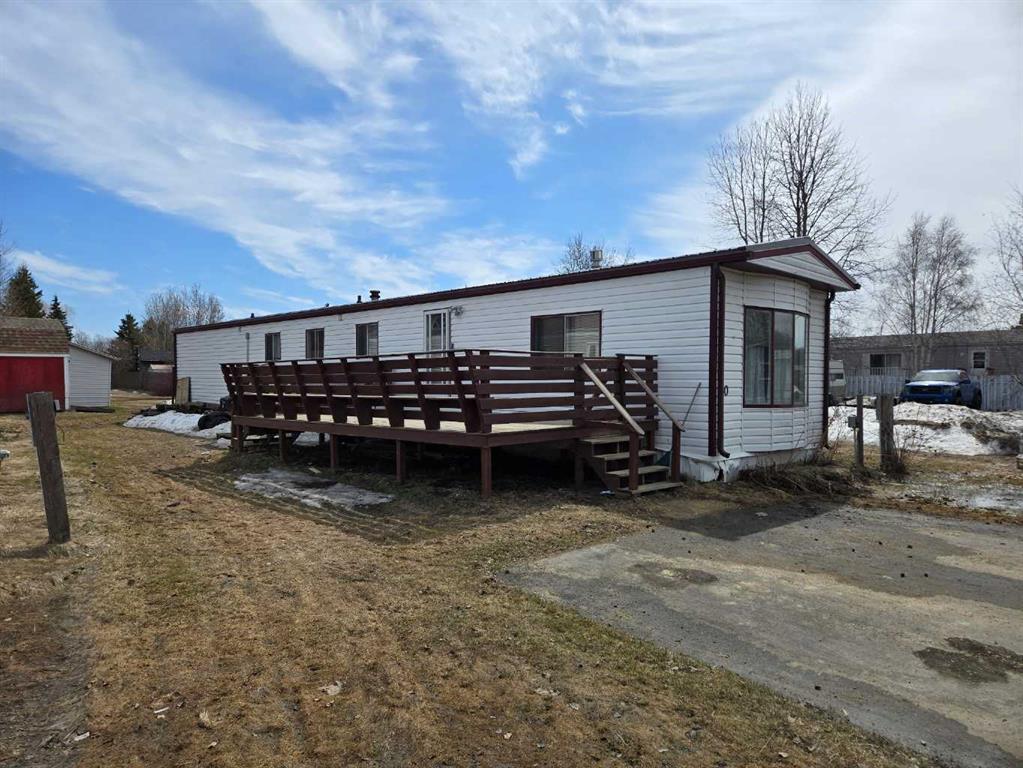 Picture of 40, 812 6 Avenue SW, Slave Lake Real Estate Listing