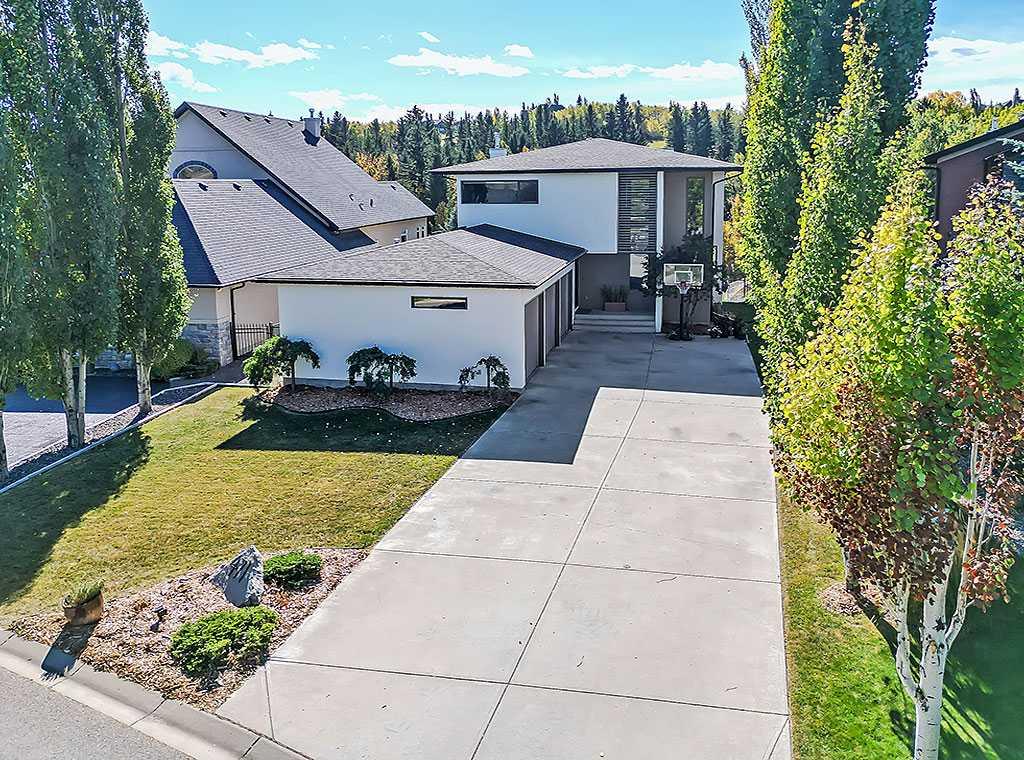 Picture of 471 Rodeo Ridge , Rural Rocky View County Real Estate Listing