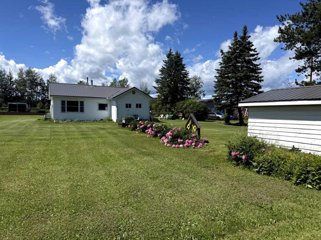 Picture of 10014B 2 Highway , Kinuso Real Estate Listing