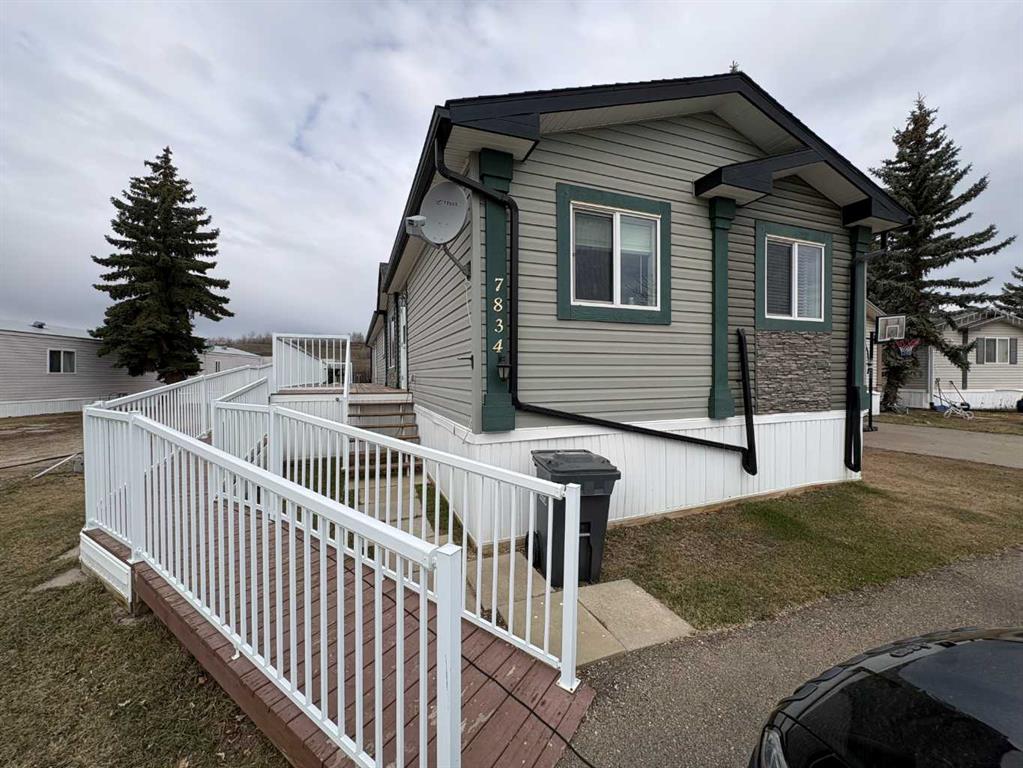 Picture of 7834 97 Avenue , Peace River Real Estate Listing