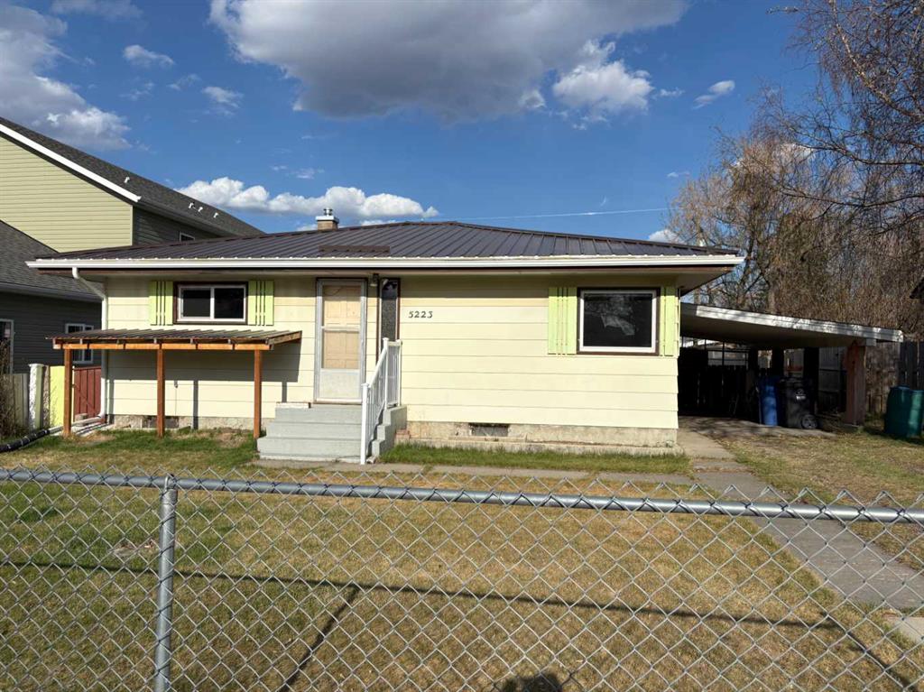 Picture of 5223 49 Street , Rocky Mountain House Real Estate Listing