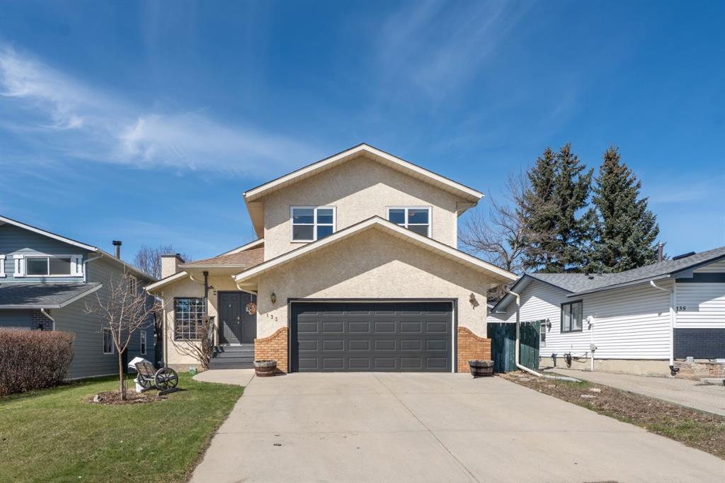 Picture of 133 Carr Crescent , Okotoks Real Estate Listing