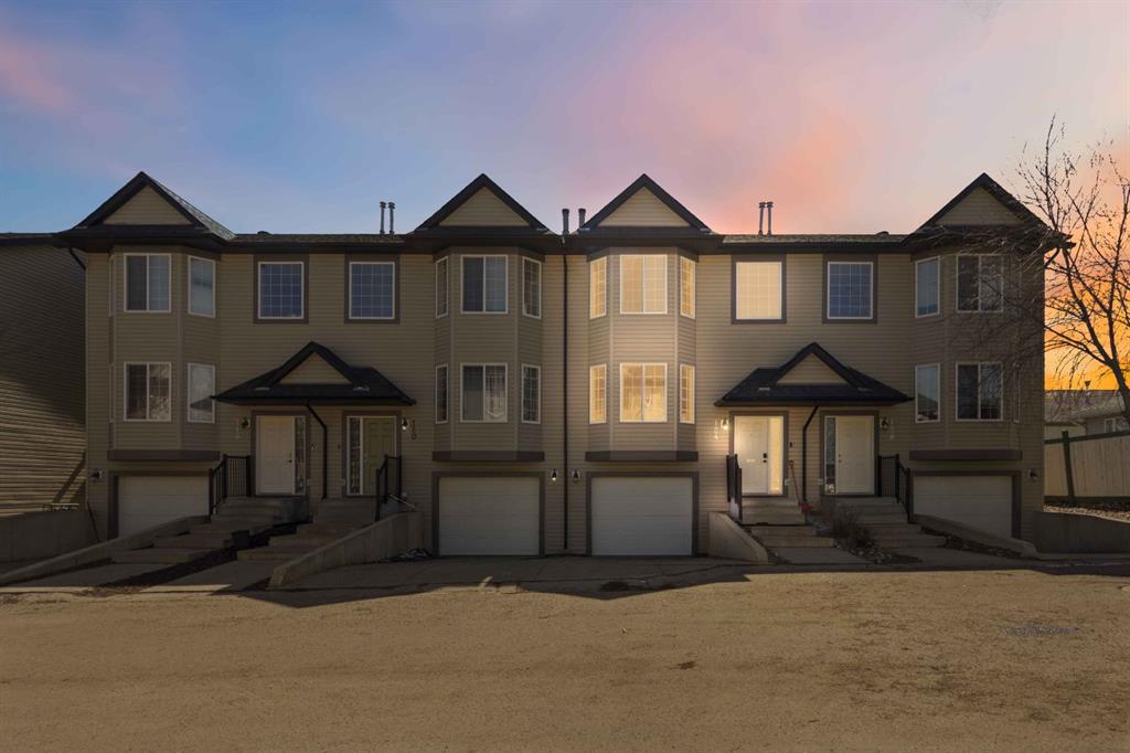 Picture of 124 Grizzly Bay , Fort McMurray Real Estate Listing