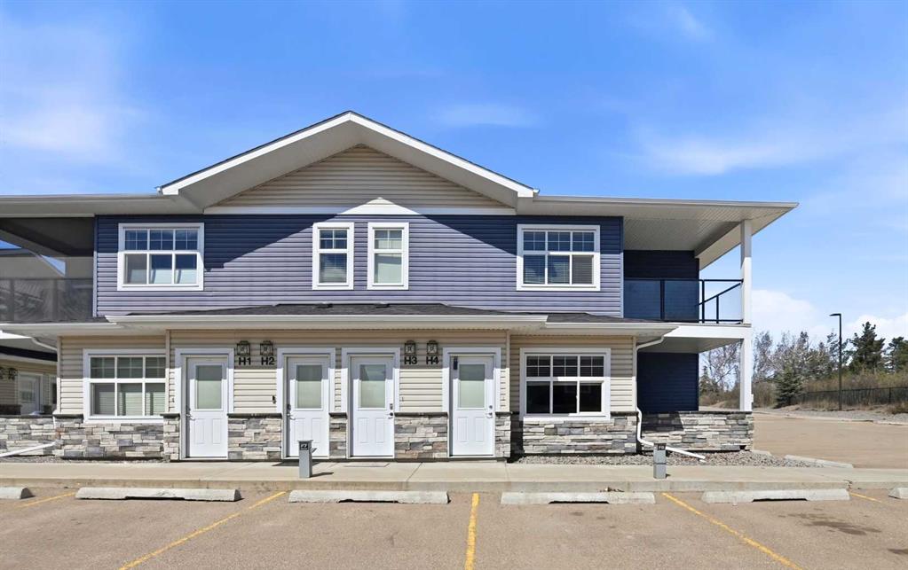 Picture of H4, 5300 Vista Trail , Blackfalds Real Estate Listing