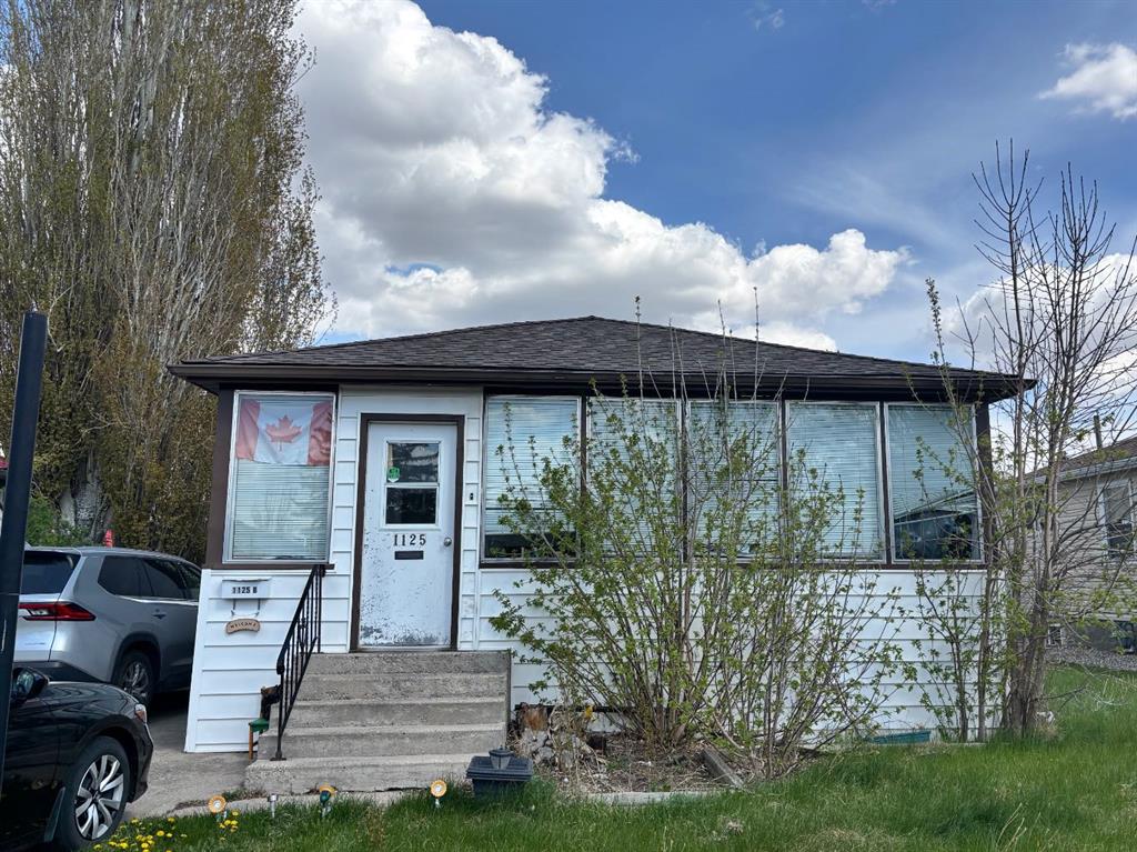 Picture of 1125 19 Street S, Lethbridge Real Estate Listing