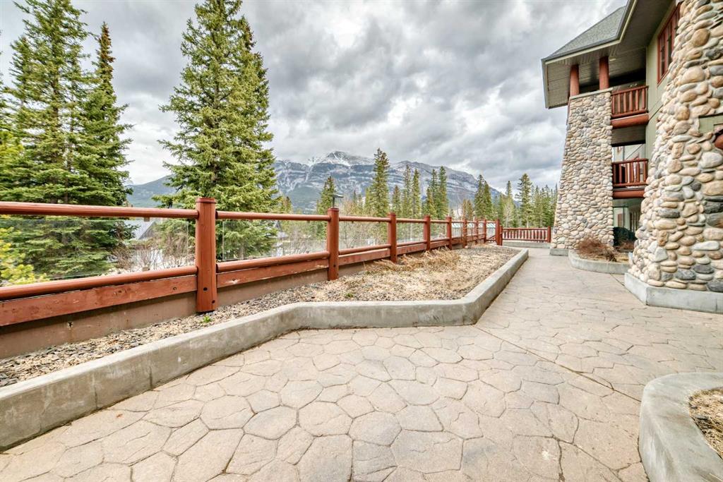 Picture of 104, 150 Crossbow Place , Canmore Real Estate Listing