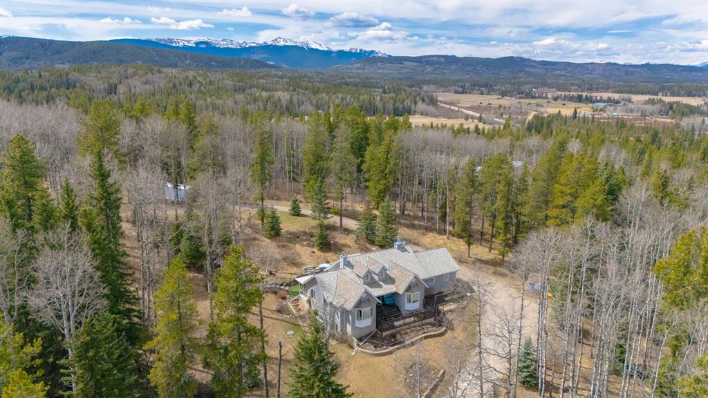 Picture of 363 Wild Rose Close , Rural Rocky View County Real Estate Listing