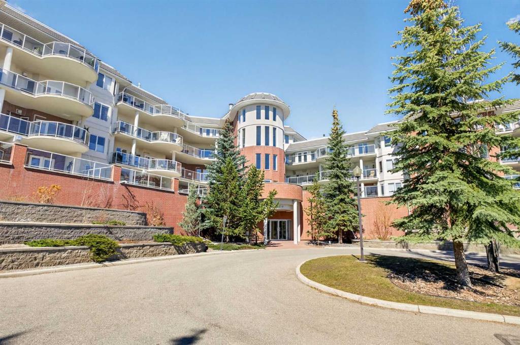 Picture of 202, 200 Patina Court SW, Calgary Real Estate Listing