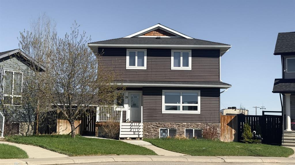 Picture of 29 Sunrise Close SE, High River Real Estate Listing