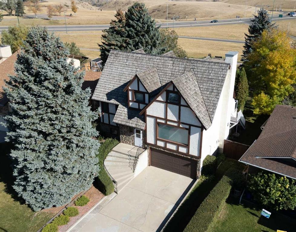 Picture of 86 Chippewa Crescent W, Lethbridge Real Estate Listing