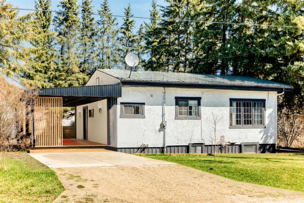 Picture of 2026 9 Avenue , Rural Red Deer County Real Estate Listing