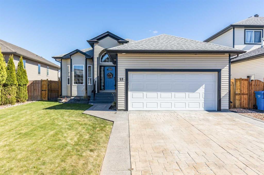 Picture of 27 Somerset Crescent SE, Medicine Hat Real Estate Listing