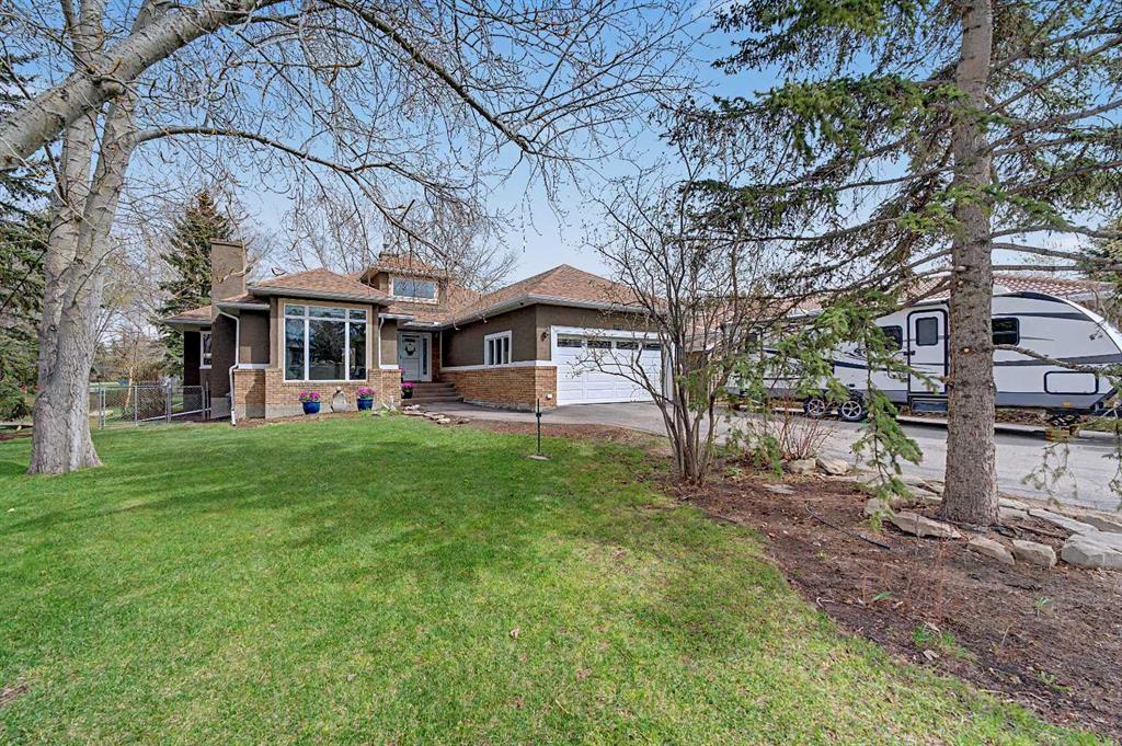 Picture of 756 East Chestermere Drive , Chestermere Real Estate Listing