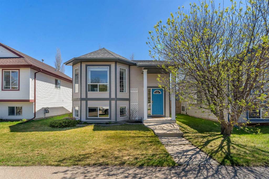 Picture of 952 Silver Creek Drive NW, Airdrie Real Estate Listing
