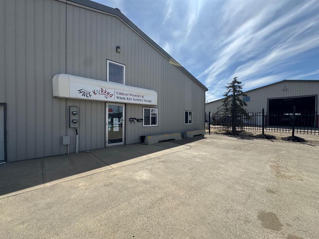 Picture of B, 6223 48 Avenue , Camrose Real Estate Listing