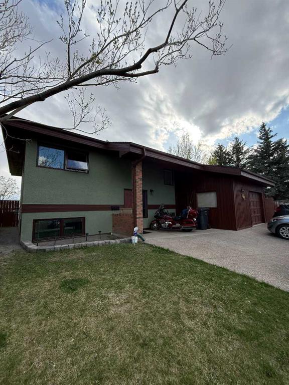 Picture of 165 Princeton Crescent W, Lethbridge Real Estate Listing