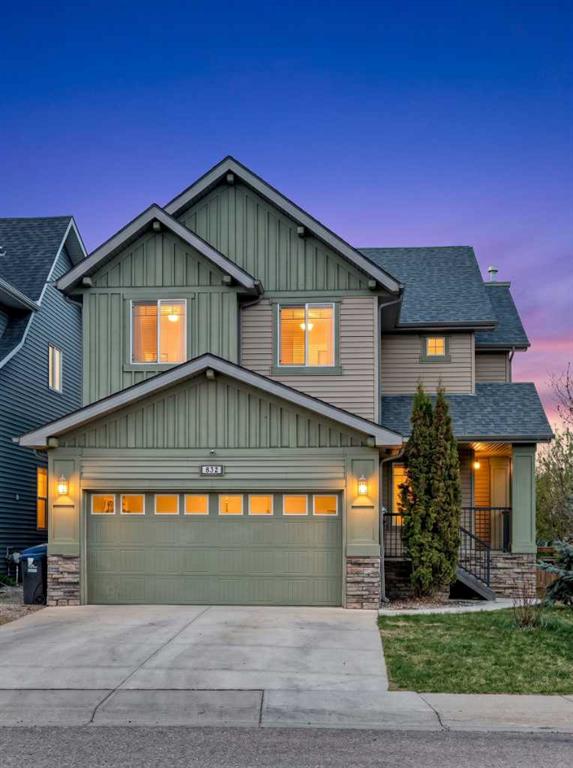 Picture of 832 Coopers Square SW, Airdrie Real Estate Listing