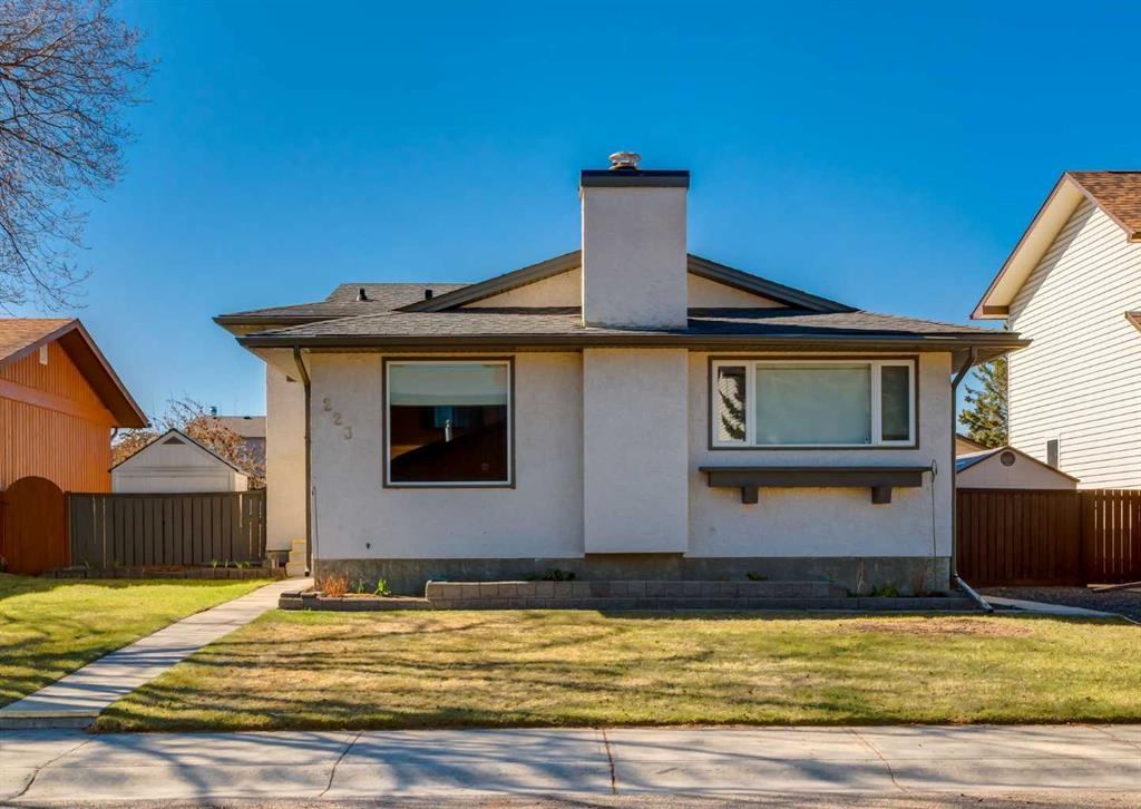 Picture of 223 Cedarwood Road SW, Calgary Real Estate Listing