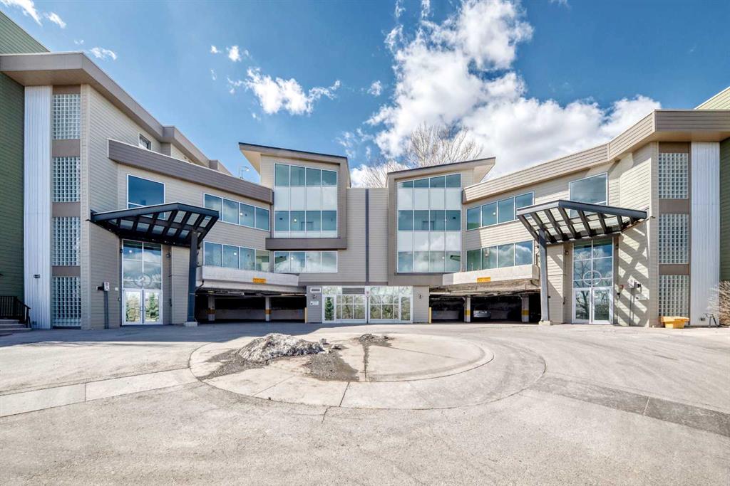 Picture of 433, 4303 1 Street NE, Calgary Real Estate Listing