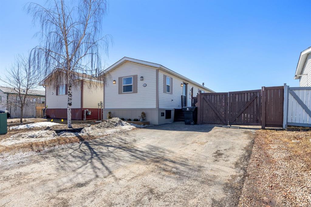 Picture of 144 Mitchell Drive , Fort McMurray Real Estate Listing