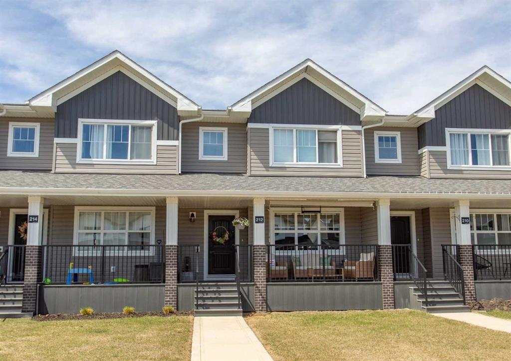 Picture of 212 Halifax Close , Penhold Real Estate Listing