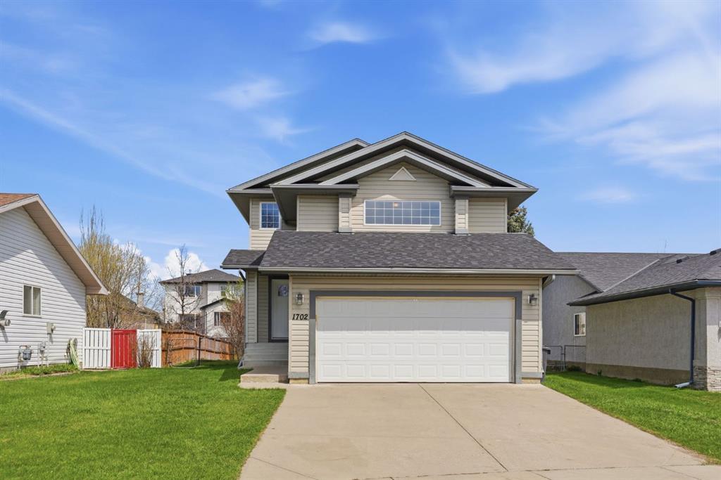 Picture of 1702 Riverside Drive NW, High River Real Estate Listing