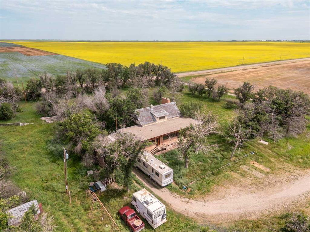 Picture of 202001 8-0 Township , Rural Lethbridge County Real Estate Listing