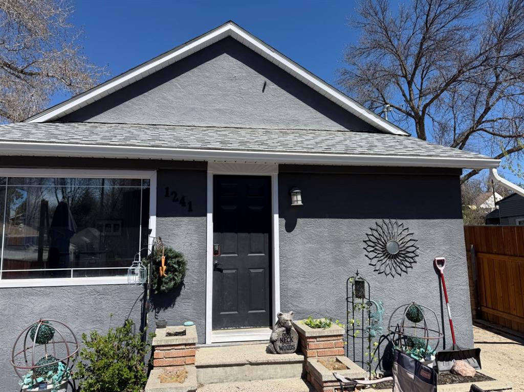 Picture of 1241 8 Avenue S, Lethbridge Real Estate Listing