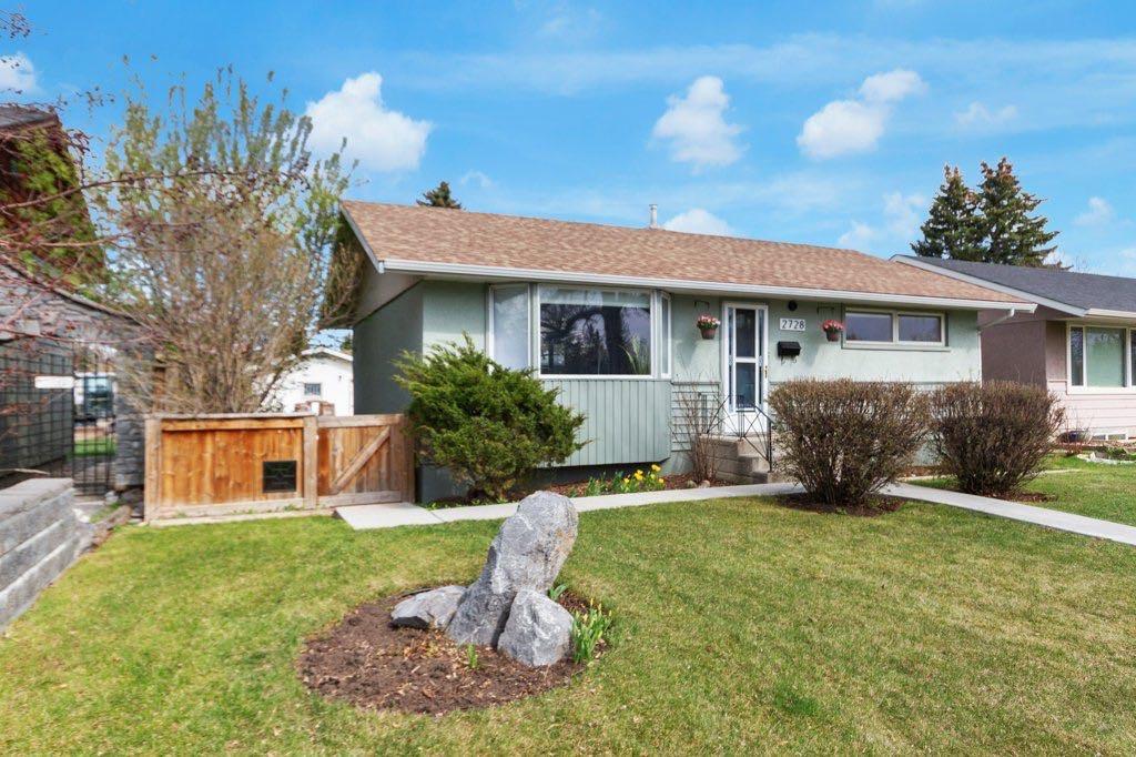 Picture of 2728 45 Street SW, Calgary Real Estate Listing