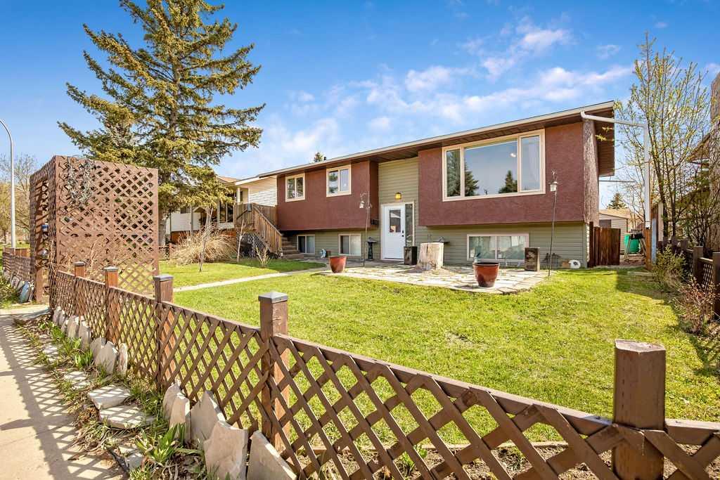 Picture of 13 Park Road , Strathmore Real Estate Listing