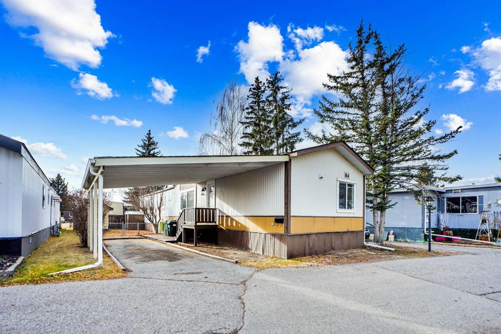 Picture of 208, 3223 83 Street NW, Calgary Real Estate Listing
