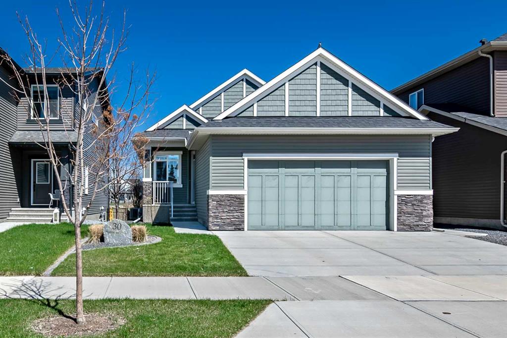 Picture of 30 Highwood Drive NW, Okotoks Real Estate Listing