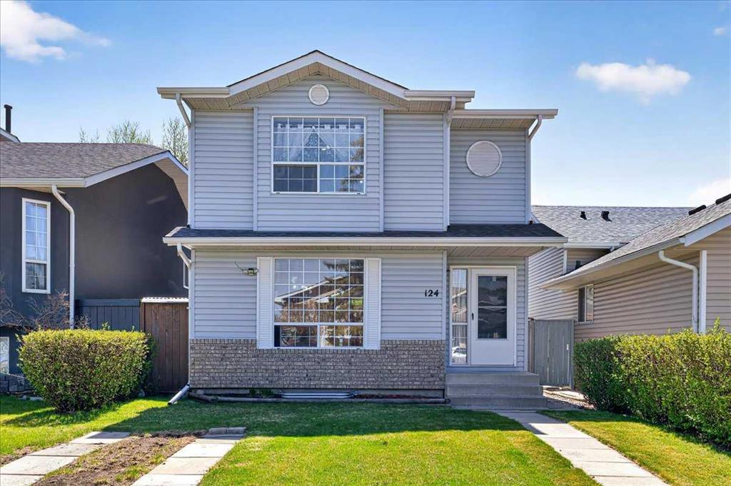 Picture of 124 Martinwood Court NE, Calgary Real Estate Listing