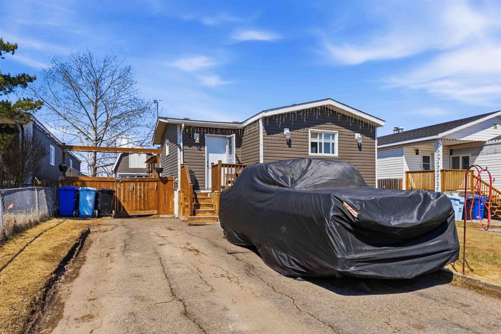 Picture of 177 Card Crescent , Fort McMurray Real Estate Listing