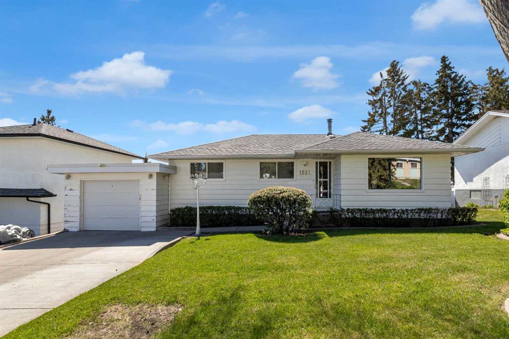 Picture of 1031 Thorneycroft Drive NW, Calgary Real Estate Listing
