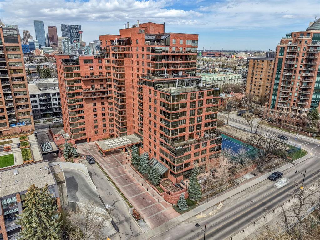 Picture of 704, 318 26 Avenue SW, Calgary Real Estate Listing