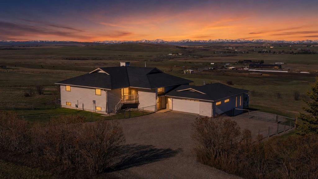 Picture of 434183 2 Street E, Rural Foothills County Real Estate Listing