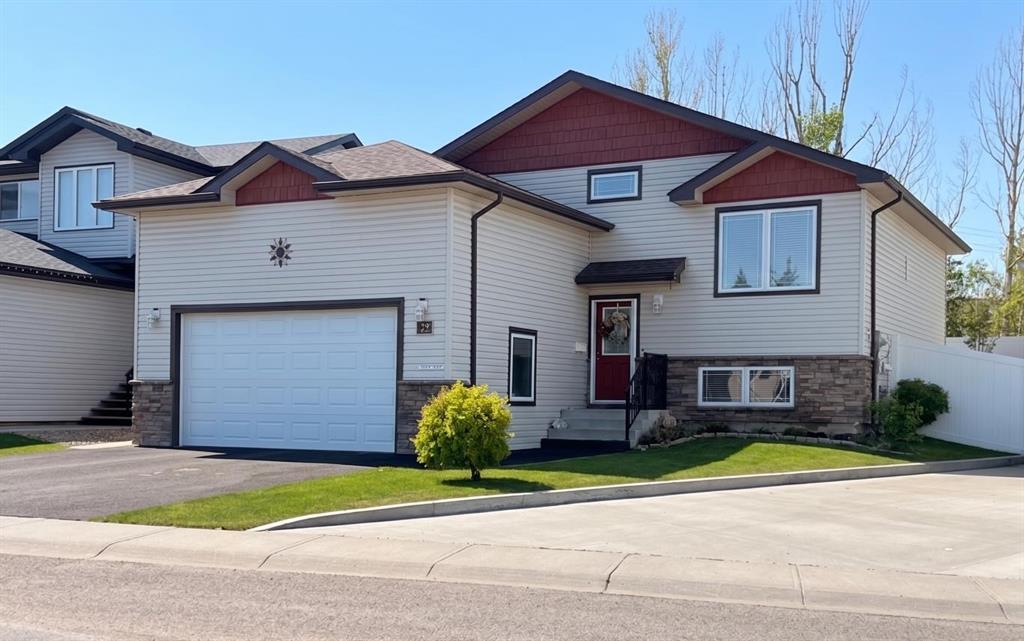 Picture of 39 Greenwood Court SW, Medicine Hat Real Estate Listing