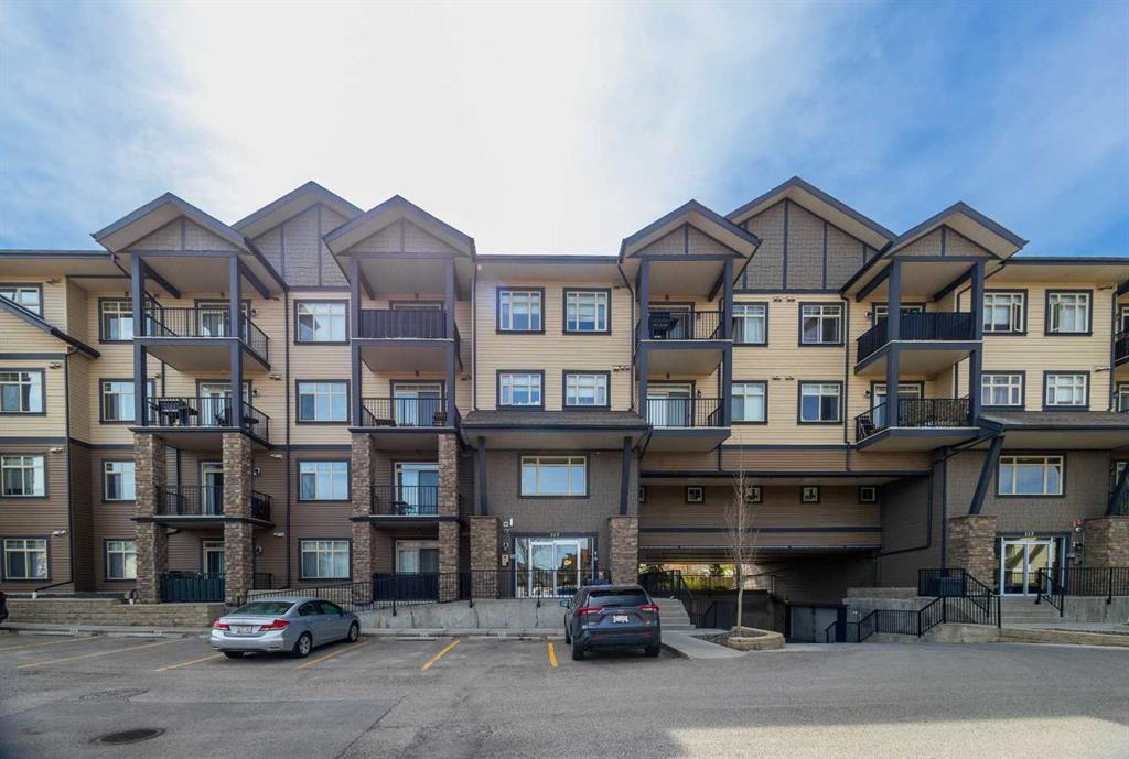 Picture of 403, 117 Copperpond Common SE, Calgary Real Estate Listing