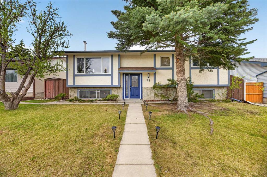 Picture of 35 Queen Isabella Close SE, Calgary Real Estate Listing