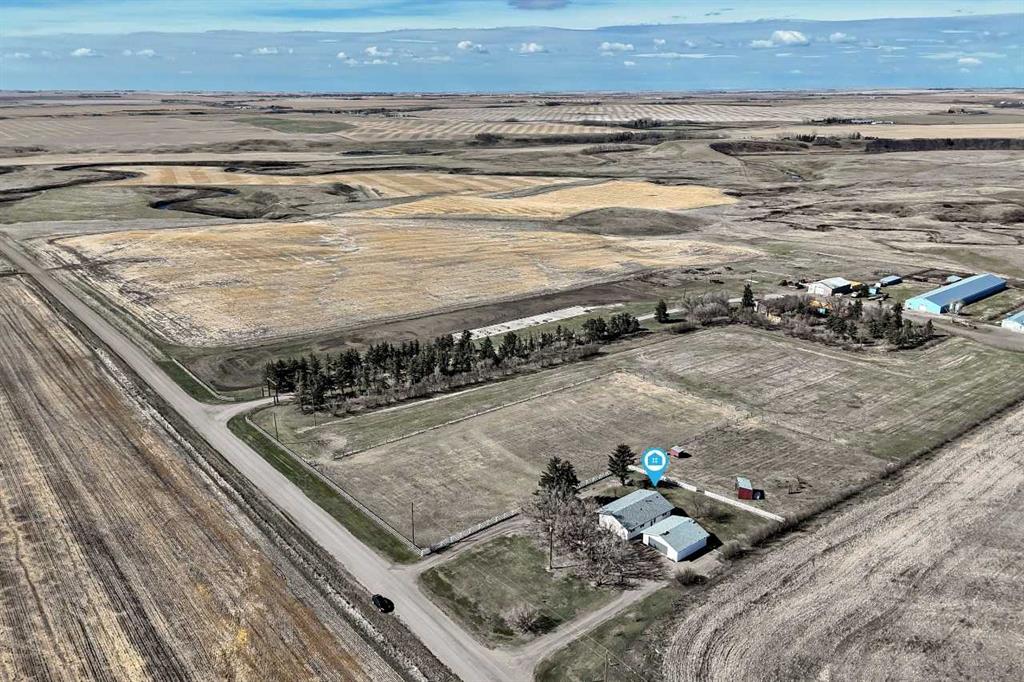 Picture of 302064 Range Road , Linden Real Estate Listing
