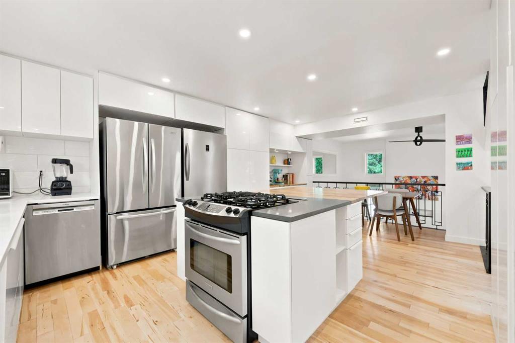 Picture of 68, 27 Silver Springs Drive NW, Calgary Real Estate Listing