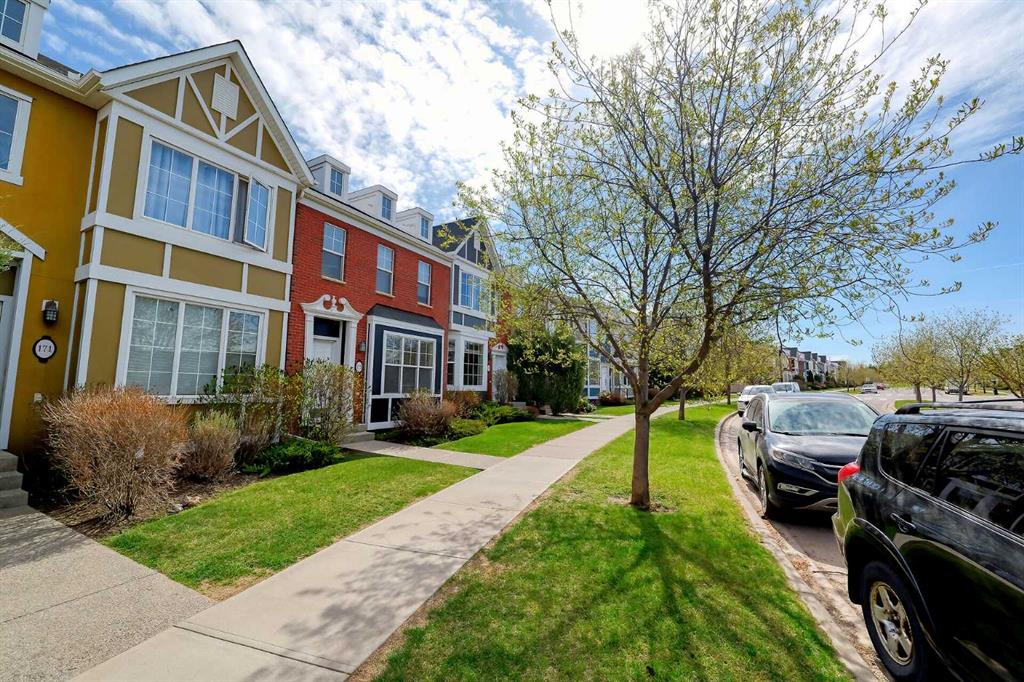 Picture of 179 RAINBOW FALLS Drive , Chestermere Real Estate Listing