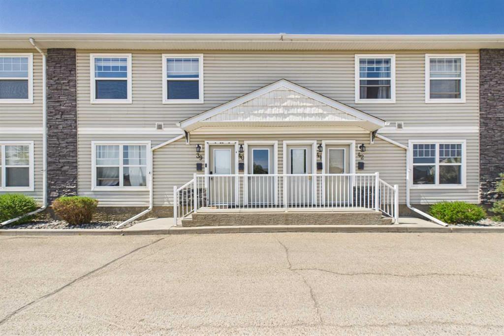 Picture of 40, 20 Jacobs Close , Red Deer Real Estate Listing